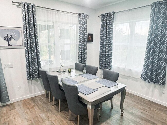 Building Photo - 1432 Nabatoff St