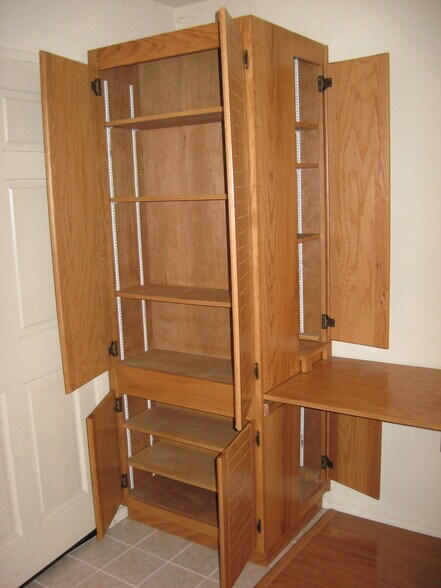Lot of shelves! - 6999 Rodling Dr