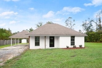 Building Photo - 32590 Weiss Rd