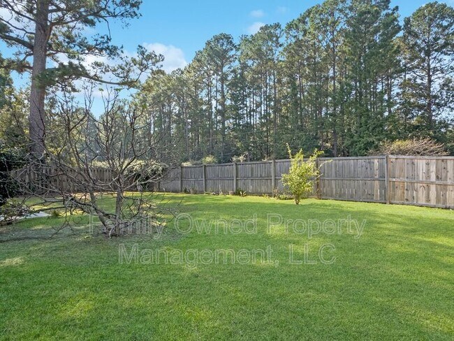 Building Photo - 170 Red Cypress Dr