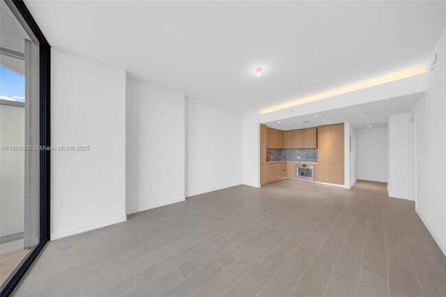 Building Photo - 500 Alton Rd