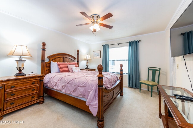 Building Photo - 3602 S Peninsula Dr