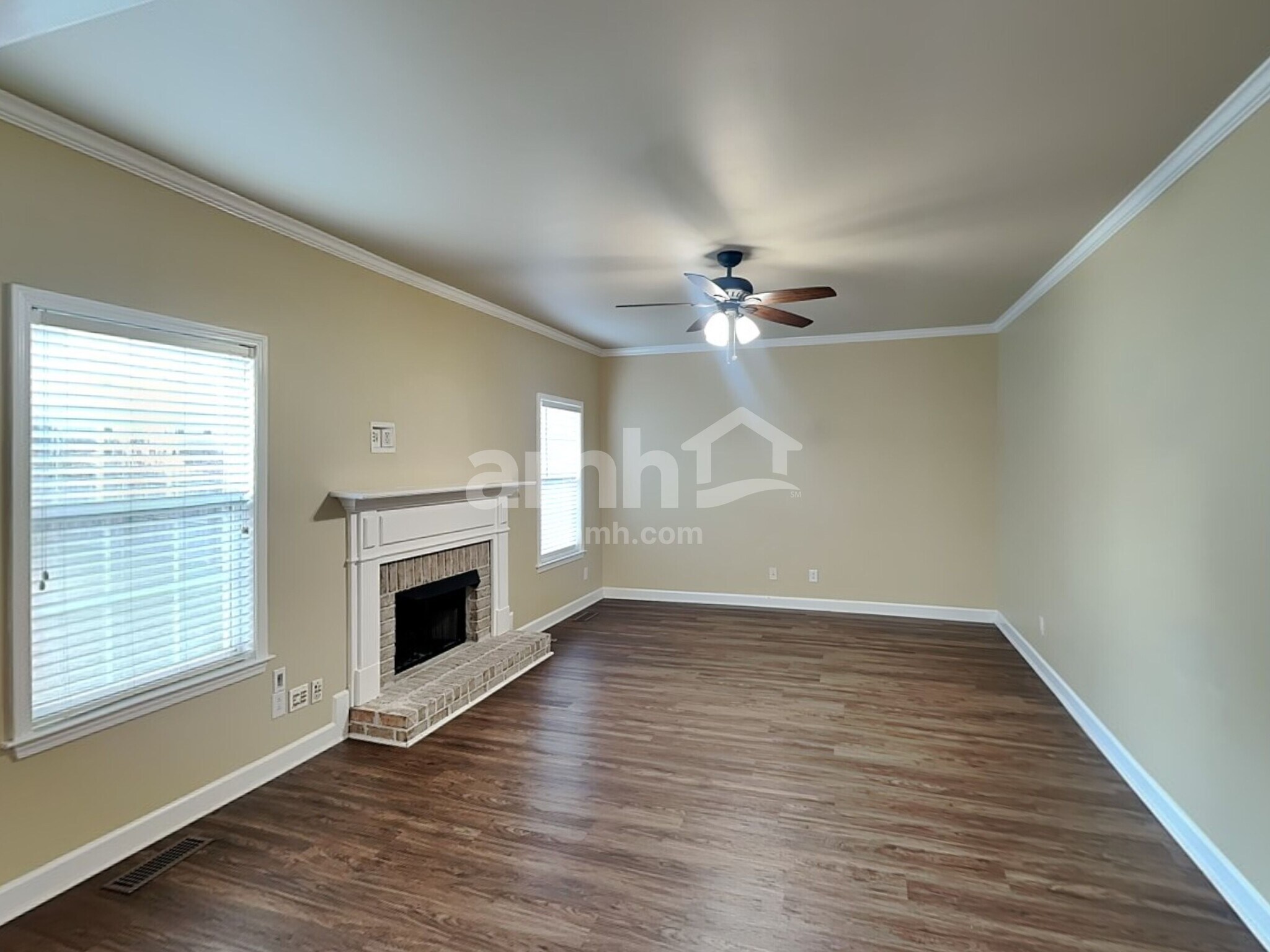 Building Photo - 3030 Romain Trl