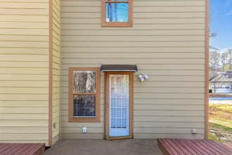 Building Photo - Brandl Dr. SW - ADU