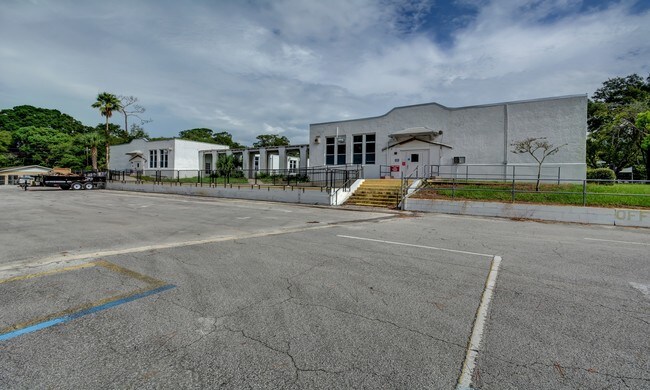 Building Photo - 340 N Boston Ave