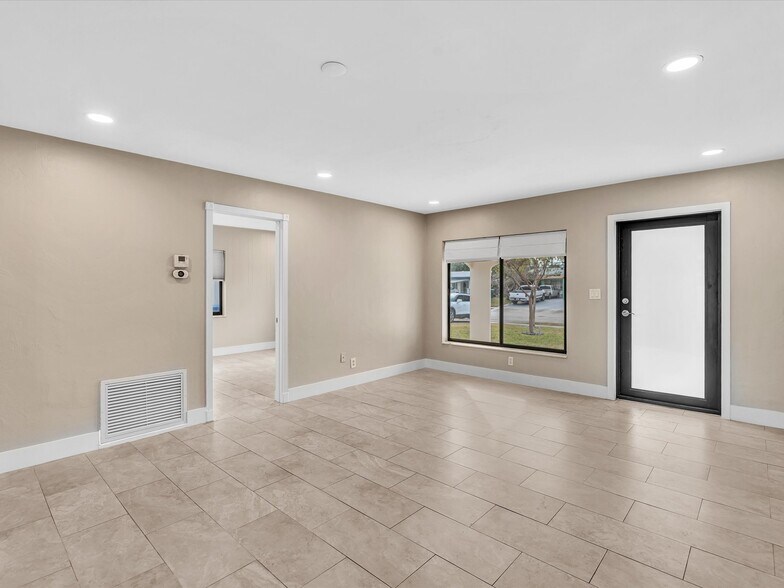 Allergy free new ductwork - 5408 NE 3rd Ter