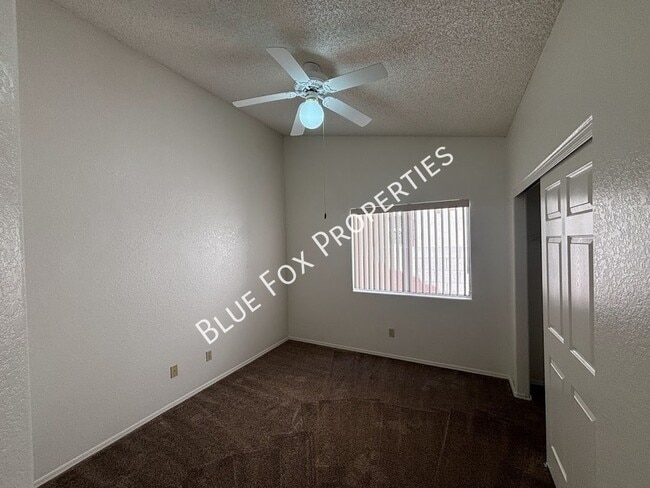 Building Photo - 3472 W Sky Ridge Loop