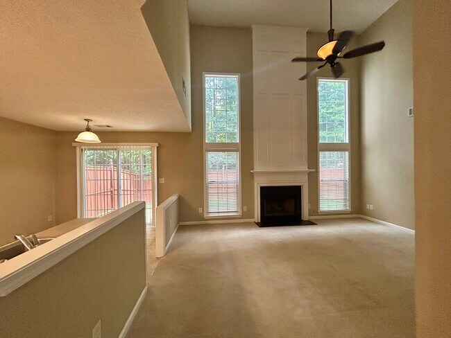 Building Photo - 1608 Hemburg Trace
