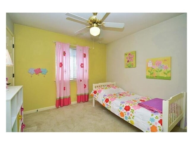 Building Photo - 1819 Rosenborough Ln N