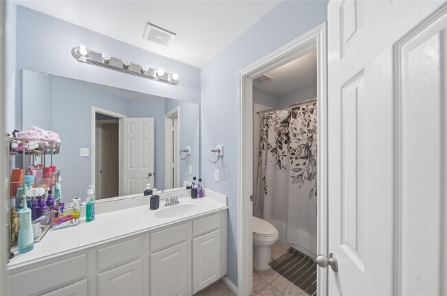 Building Photo - 4910 Ivory Meadows Ln