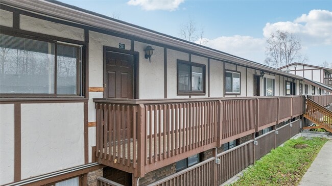 Building Photo - 12332 End St