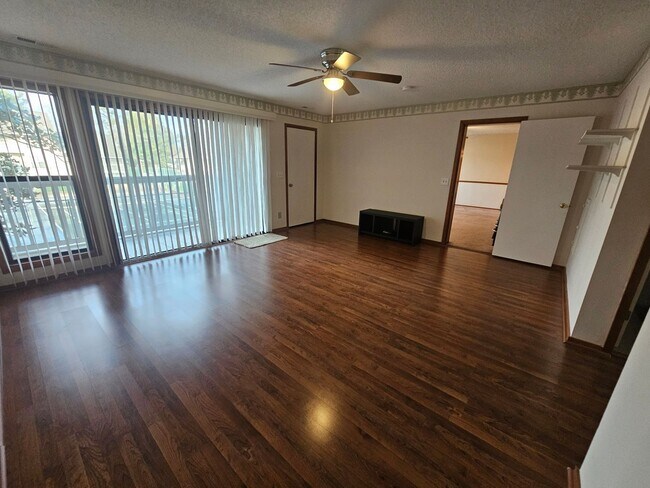 Building Photo - 4453 Little River Inn Ln