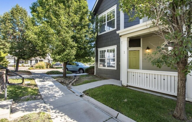 Primary Photo - 3331 Apple Blossom Ln