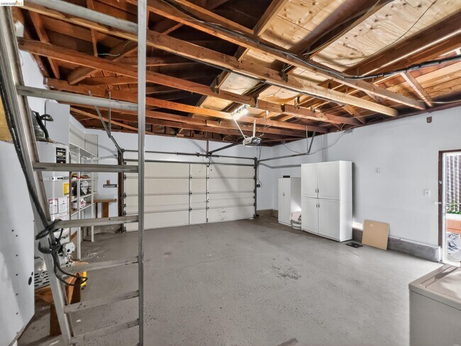 Building Photo - 2928 Rio Grande Dr