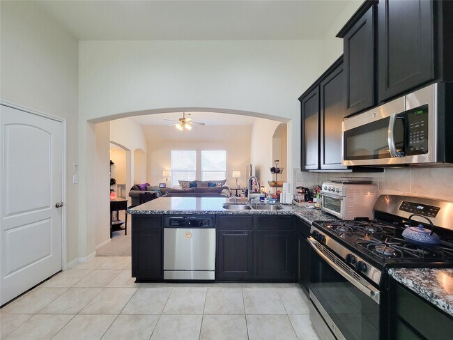 Building Photo - 23603 Villa Lisa Dr