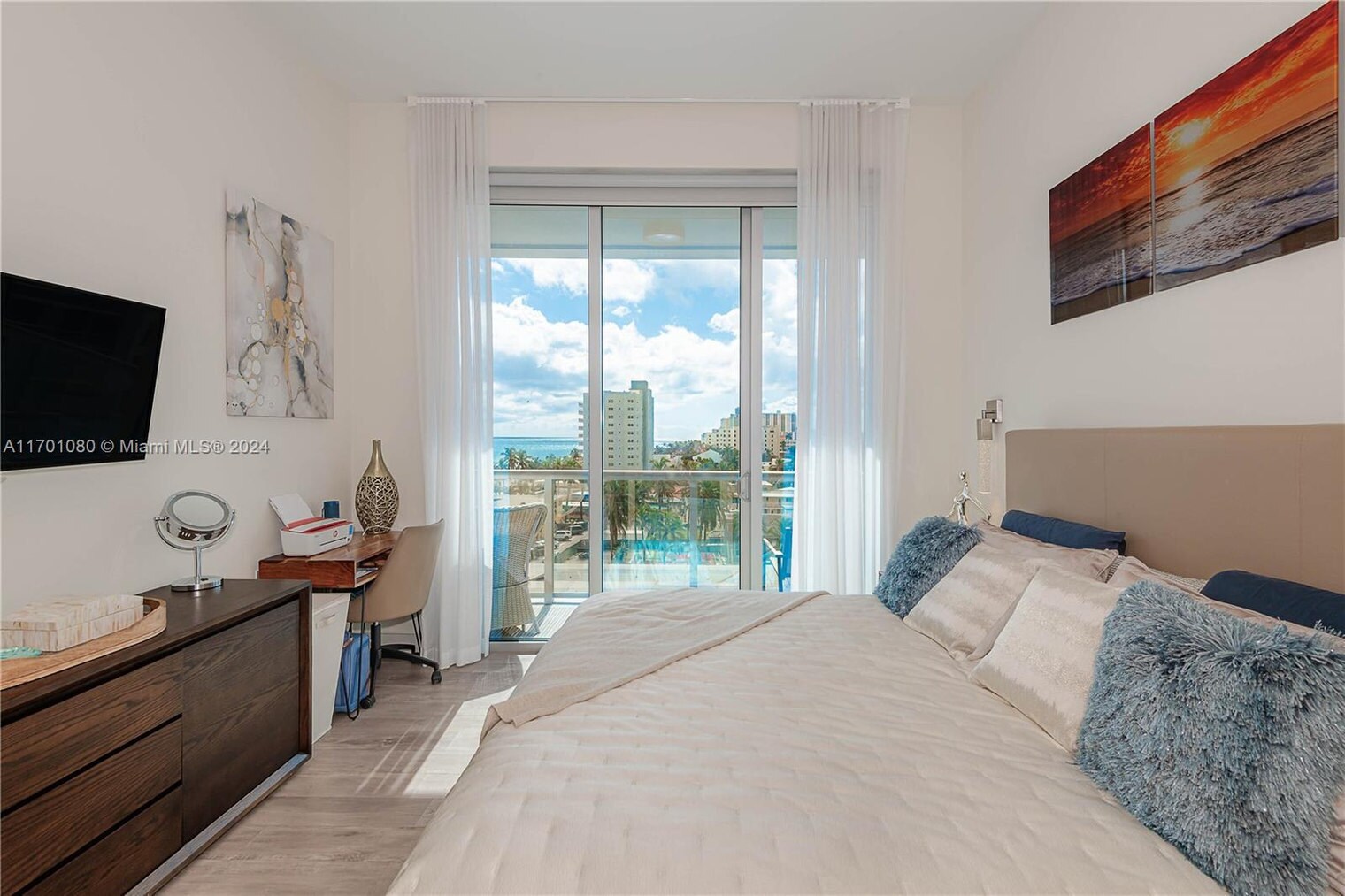 Building Photo - 777 N Ocean Dr