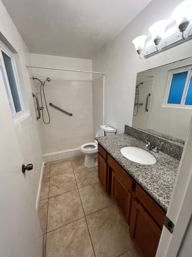 Building Photo - 3520 Sesame St