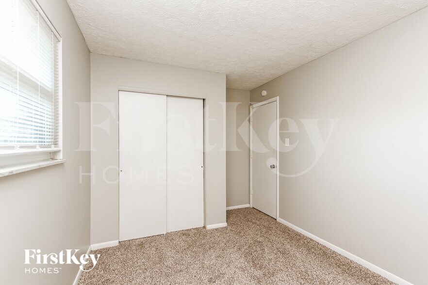 Building Photo - 5355 Gambel Rd