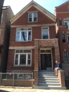 Primary Photo - 3246 N Seminary Ave