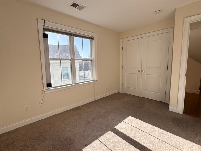 Building Photo - 20 Gilkey Ct
