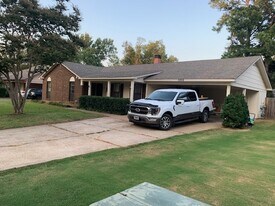 Building Photo - 3898 Laurelhill Ln