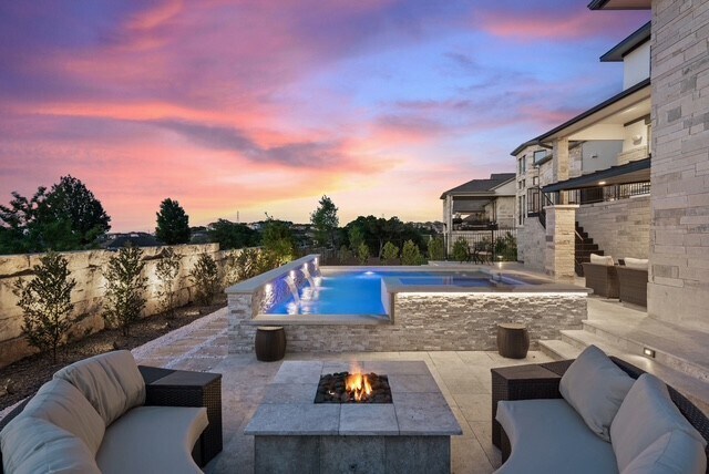 Building Photo - 402 San Donato Dr