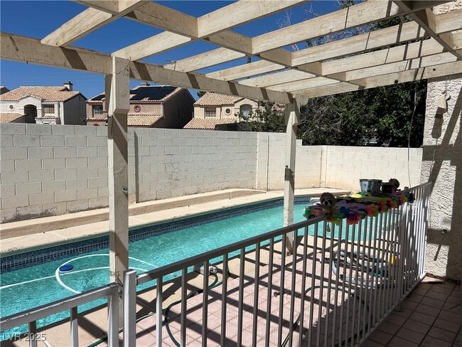 Building Photo - 5419 Walton Heath Ave