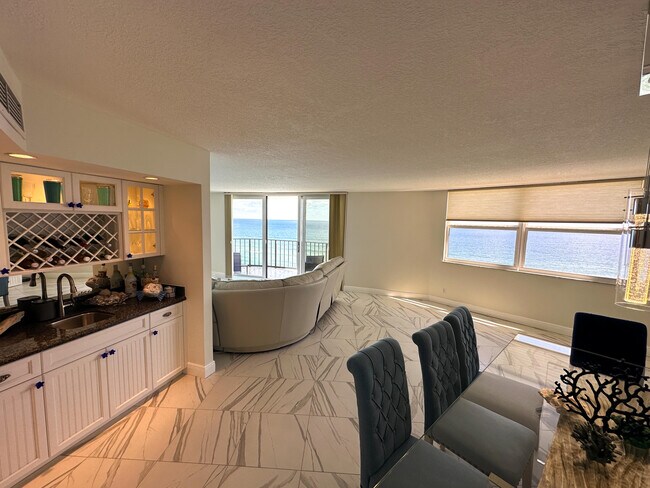 Building Photo - 5420 N Ocean Dr