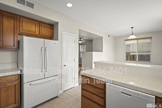 Building Photo - 3988 Dominus Dr