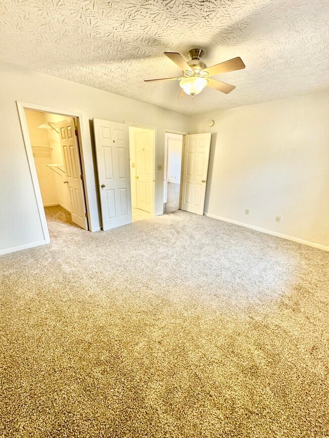 Building Photo - 2453 Prescott Ln