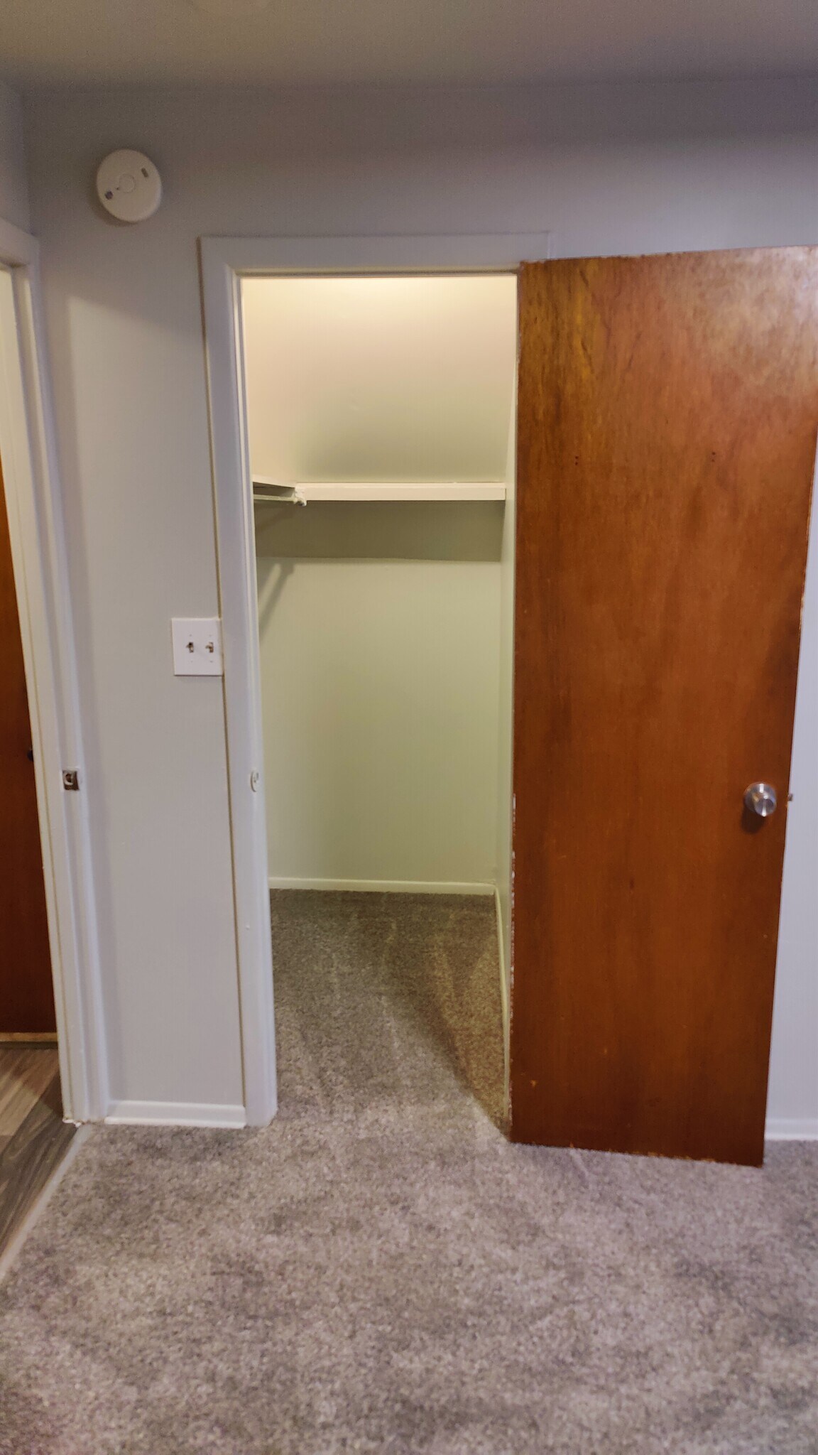 Building Photo - 4118 W Forest Park Ave