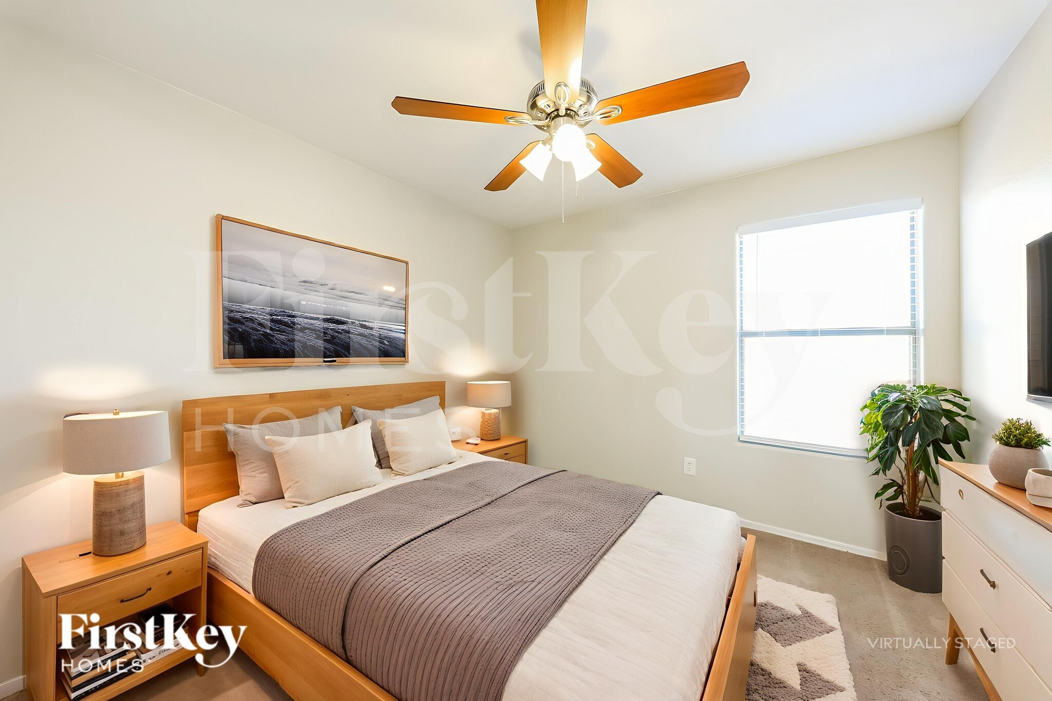 Building Photo - 12922 W Holly St