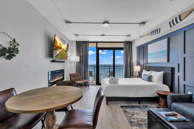 Building Photo - 2004 N Ocean Blvd