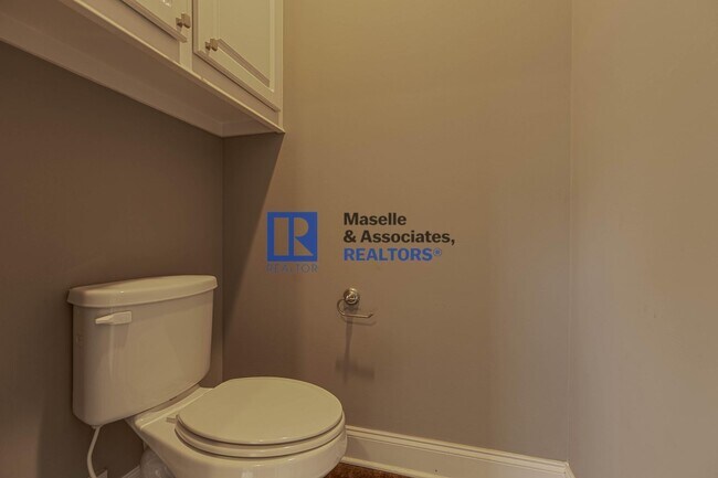 Building Photo - 3 Bed/2 Bath Home in Greenfield Station!!