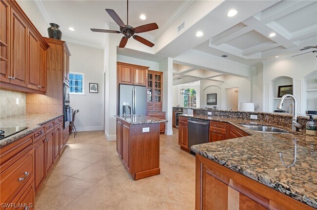 Building Photo - 10698 Mirasol Dr