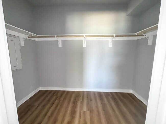 Building Photo - Retreat Model Home