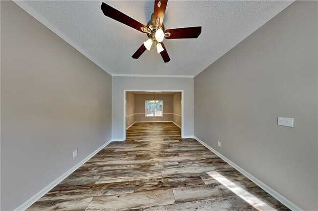 Building Photo - 302 Wind Ship Ct