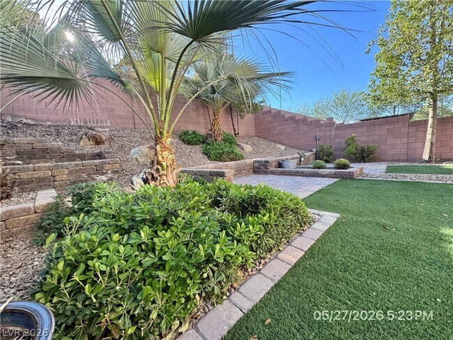 Building Photo - 8115 S Sorrel St