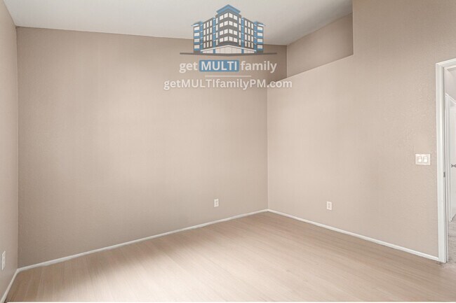 Building Photo - 18818 N 34th Dr