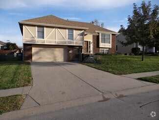 Building Photo - Nice Home In Papillion For Rent!