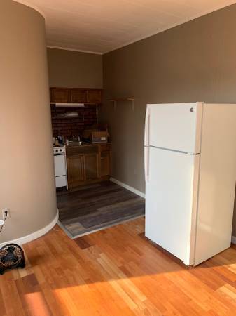 Building Photo - 2883 W Liberty Ave