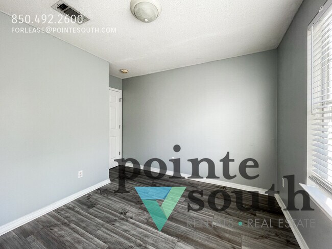 Building Photo - 209 Staysail St