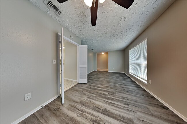 Primary Photo - 13414 Tara Oak Dr