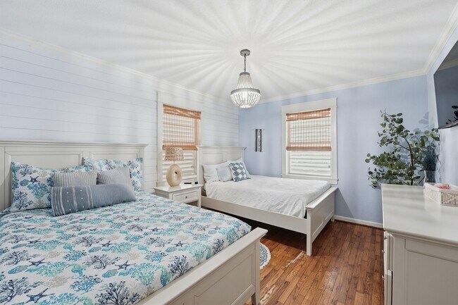 Building Photo - 3101 Kleinmann Ave