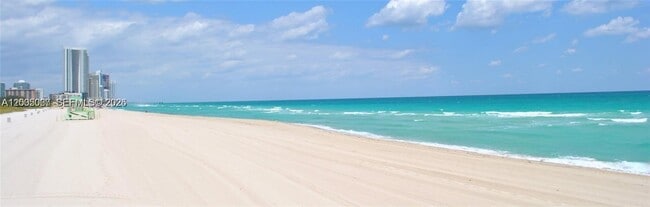 Building Photo - 2841 NE 163rd St