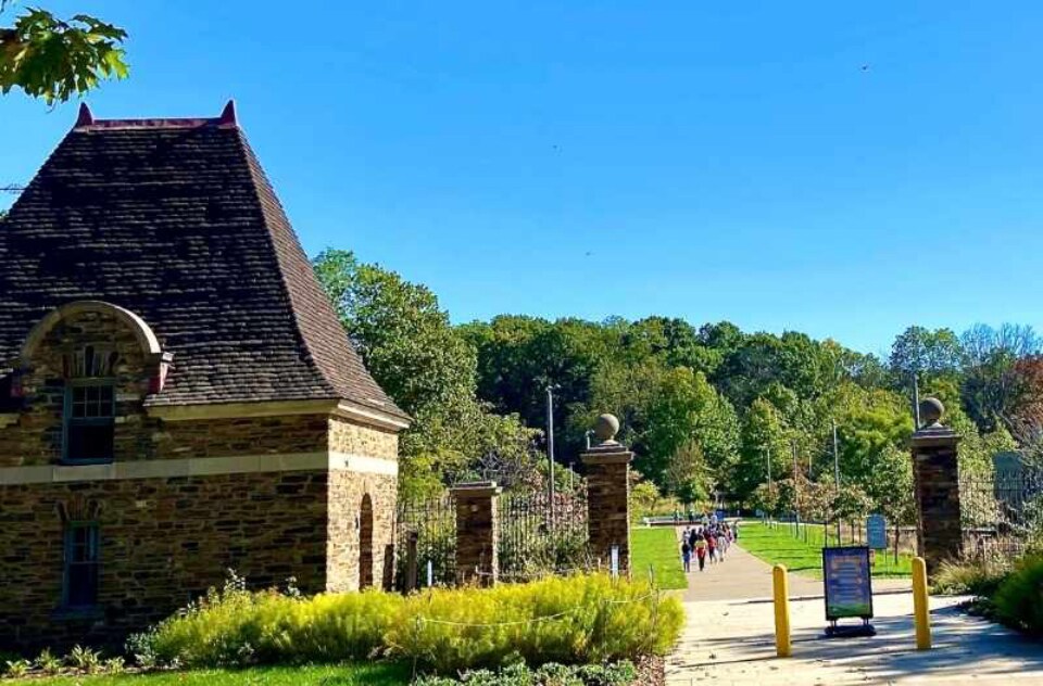 Building Photo - 504 Todd St