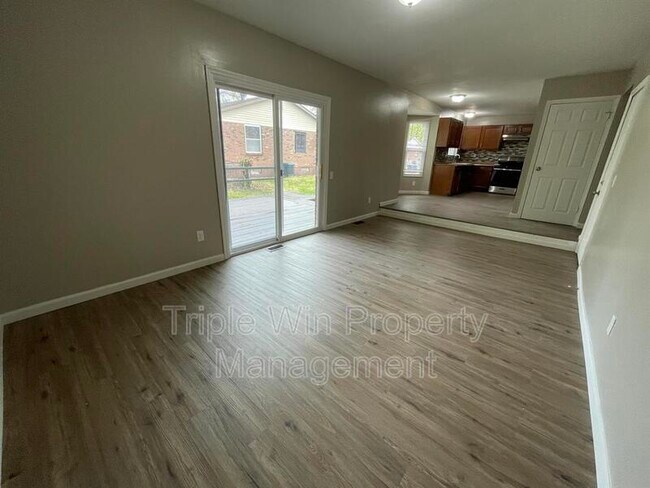 Building Photo - 1725 Orletto Way