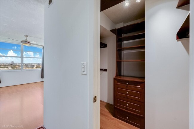 Building Photo - 2780 NE 183rd St