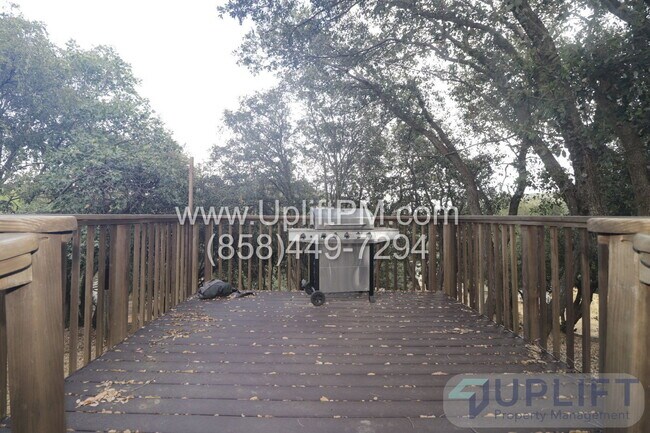 Building Photo - 4010 Imperial Dr
