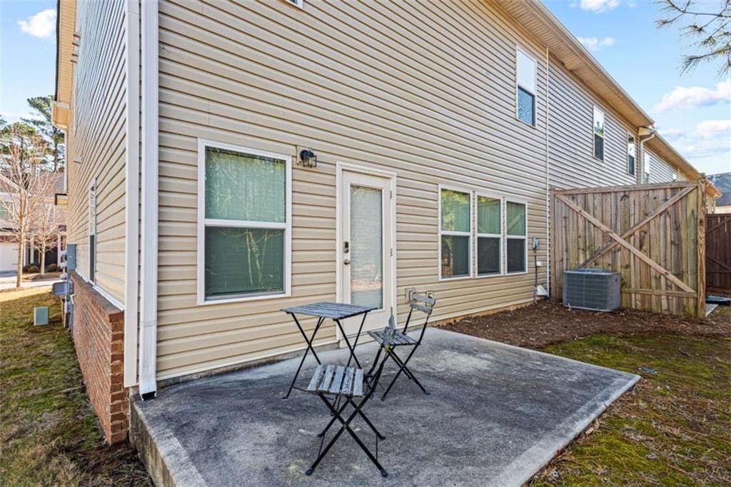 Building Photo - 7281 Rockhouse Rd